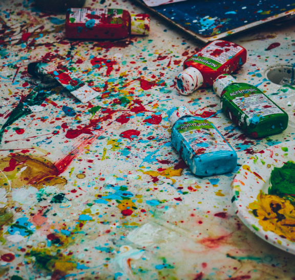 Mess of creativity, paint splattered everywhere. Credit Ricardo Viana