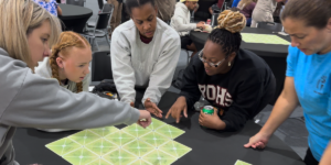 Multiple Groups playing Connectiles